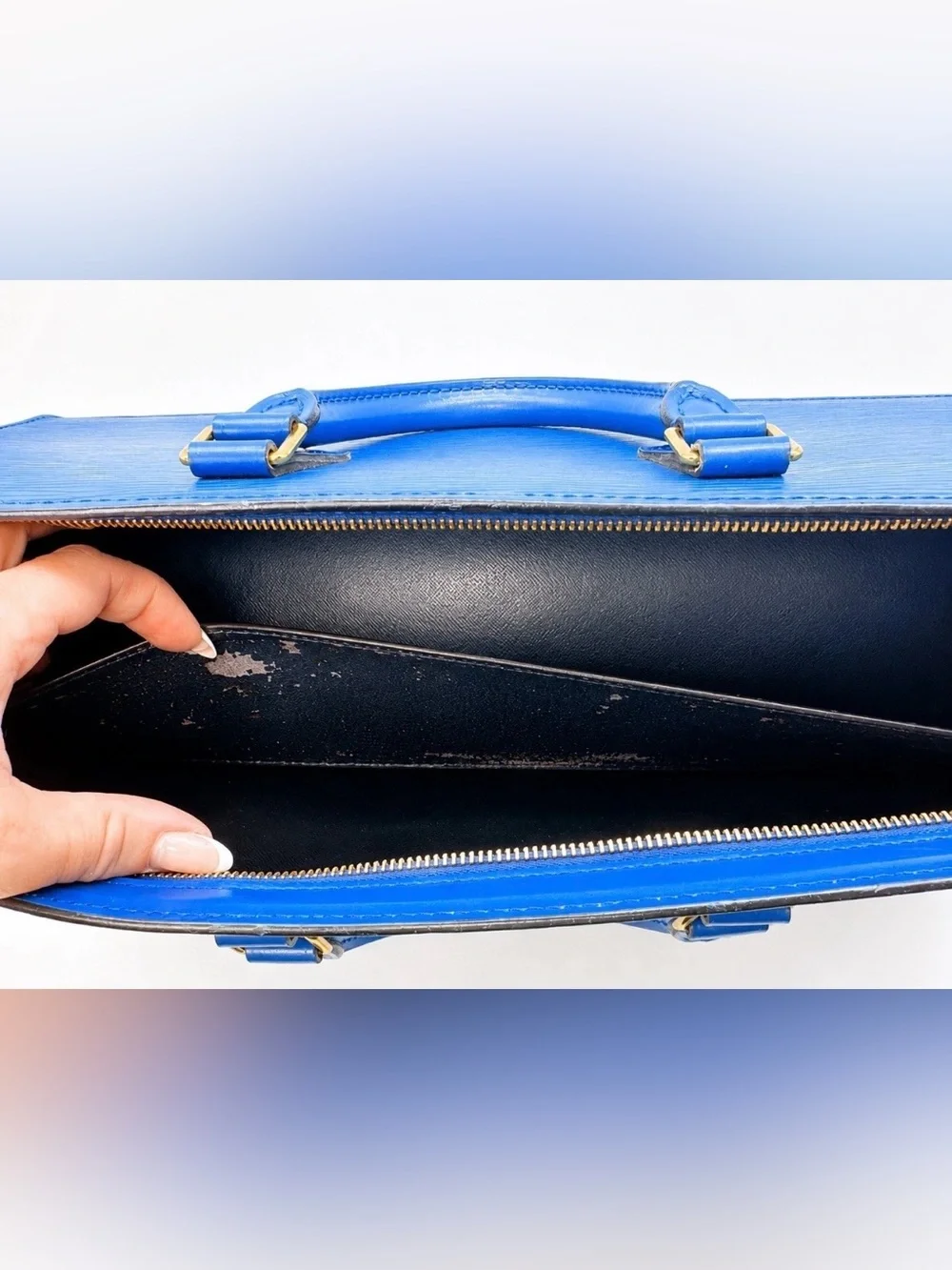 Vintage Louis Vuitton Epi Triangle Sac in Royal Blue